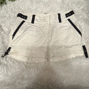 Cache shorts